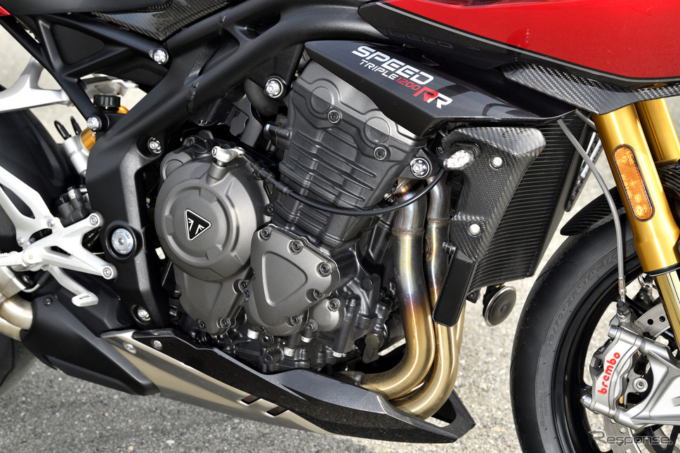 トライアンフ スピードトリプル1200RR《写真撮影 雪岡直樹》