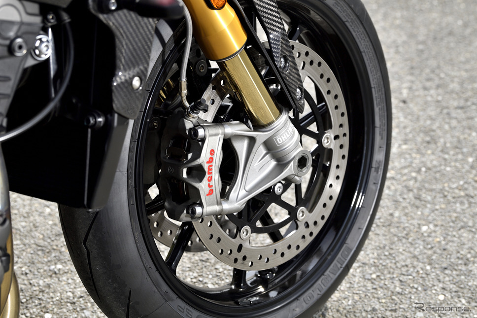 トライアンフ スピードトリプル1200RR《写真撮影 雪岡直樹》