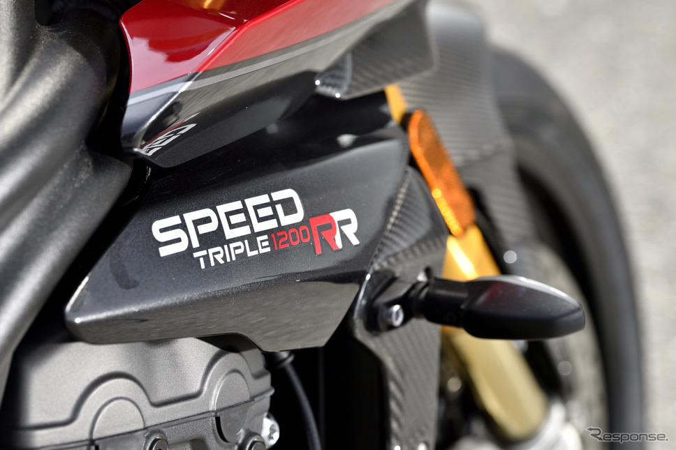 トライアンフ スピードトリプル1200RR《写真撮影 雪岡直樹》