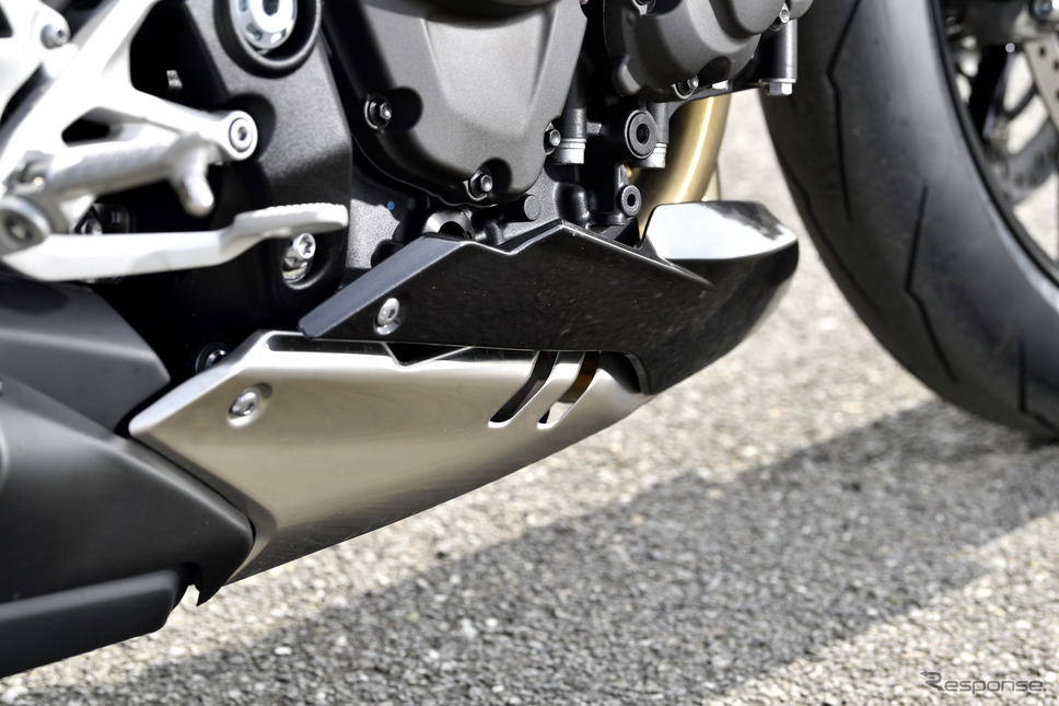 トライアンフ スピードトリプル1200RR《写真撮影 雪岡直樹》