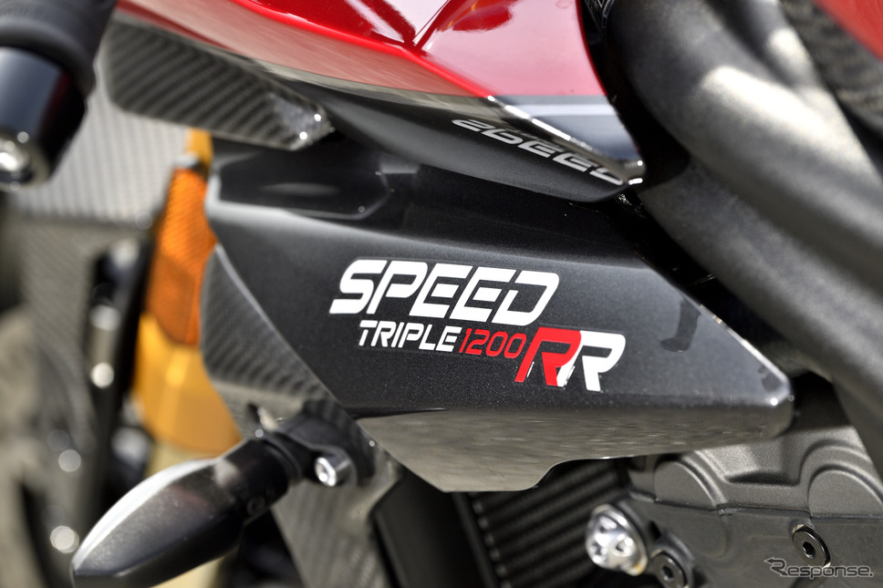 トライアンフ スピードトリプル1200RR《写真撮影 雪岡直樹》