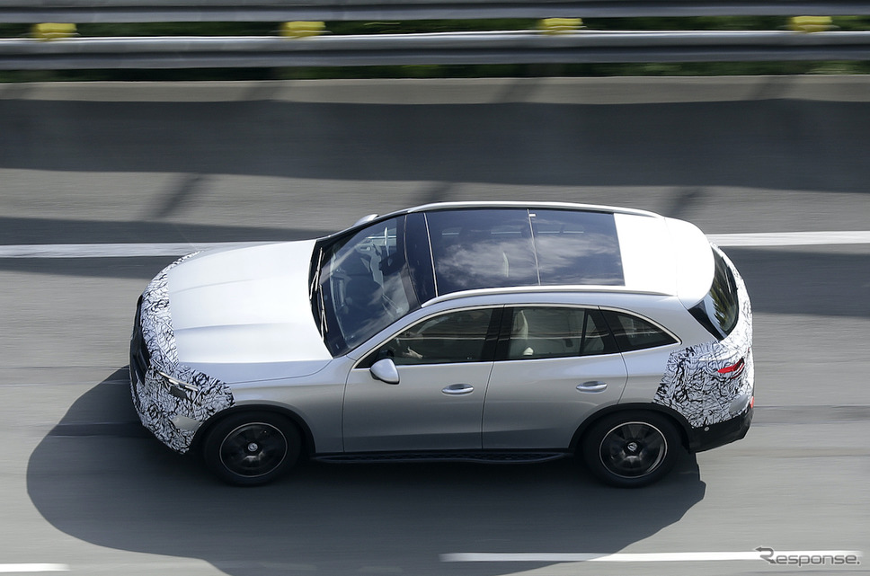 メルセデスベンツ GLC 次期型プロトタイプ(スクープ写真)《APOLLO NEWS SERVICE》