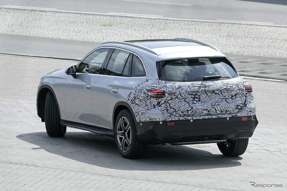 メルセデスベンツ GLC 次期型プロトタイプ(スクープ写真)《APOLLO NEWS SERVICE》