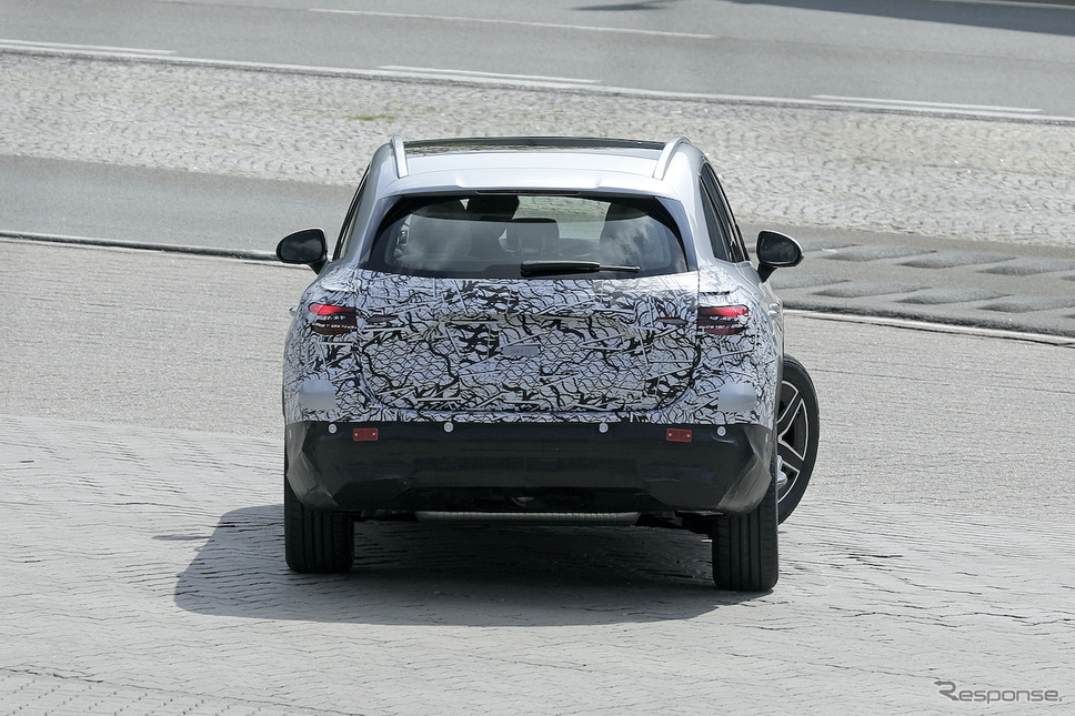 メルセデスベンツ GLC 次期型プロトタイプ(スクープ写真)《APOLLO NEWS SERVICE》