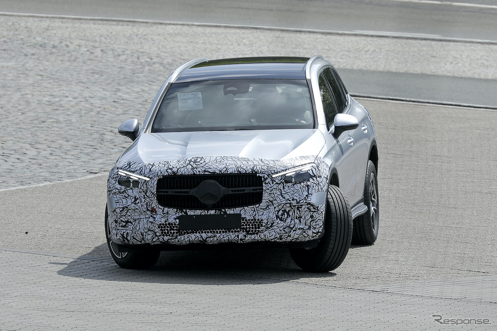 メルセデスベンツ GLC 次期型プロトタイプ(スクープ写真)《APOLLO NEWS SERVICE》