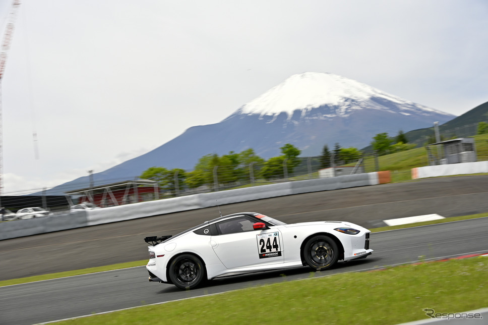 スーパー耐久公式テスト:日産Z《写真撮影 雪岡直樹》