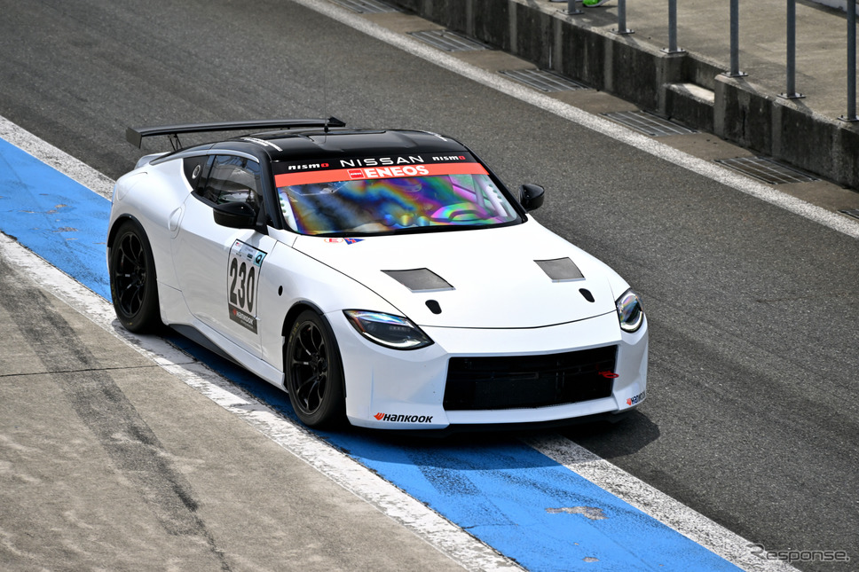スーパー耐久公式テスト:日産Z《写真撮影 雪岡直樹》