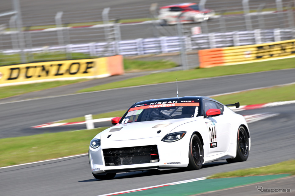 スーパー耐久公式テスト:日産Z《写真撮影 雪岡直樹》
