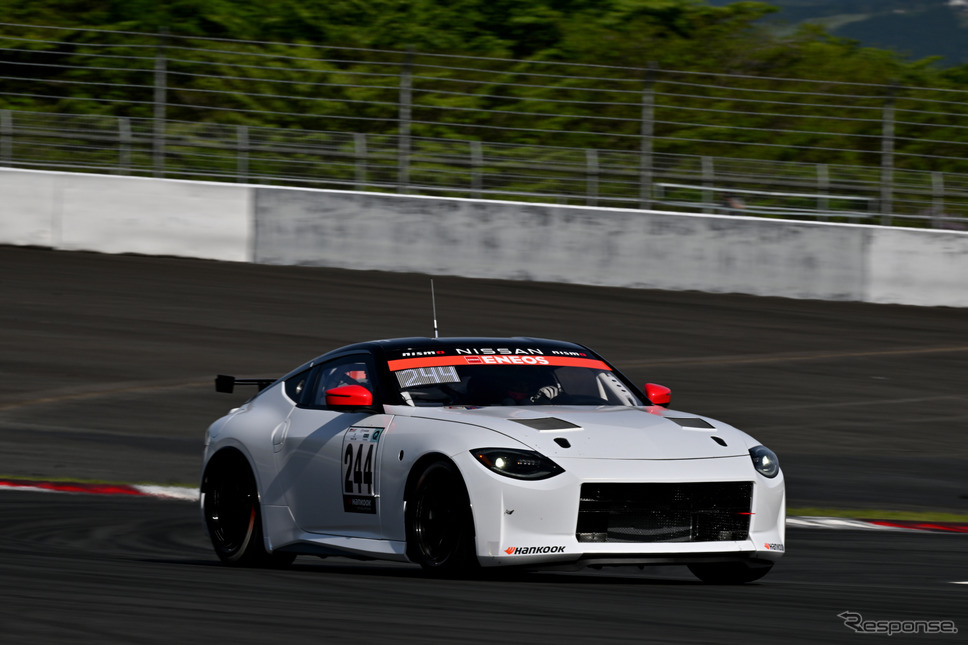 スーパー耐久公式テスト:日産Z《写真撮影 雪岡直樹》