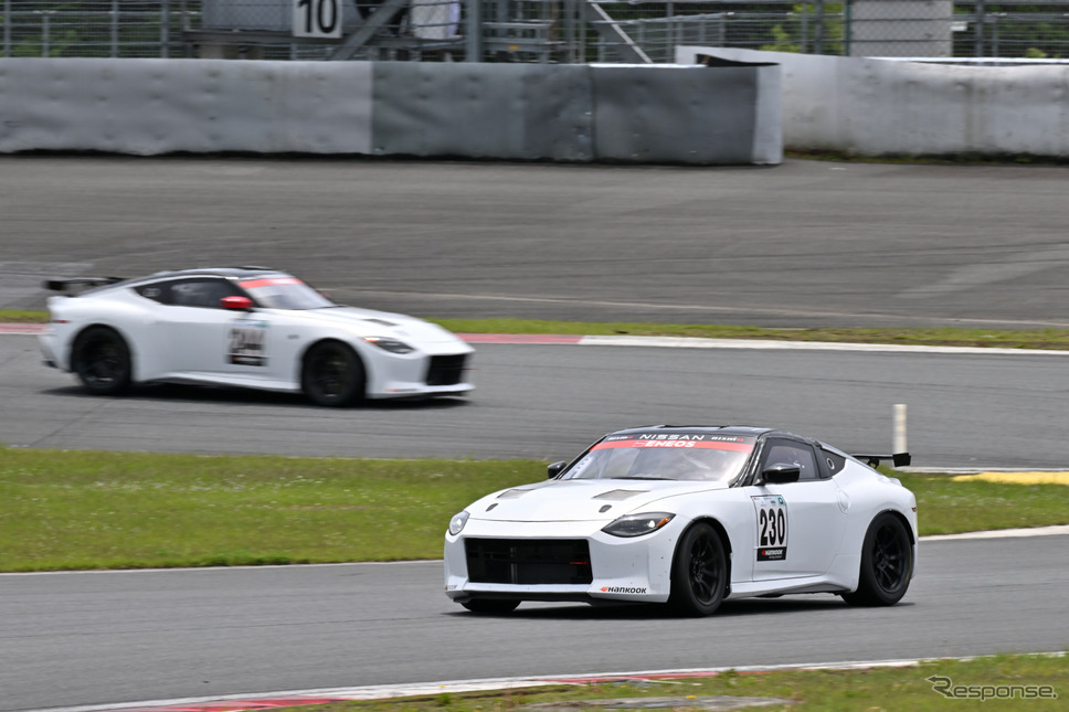 スーパー耐久公式テストの様子《写真撮影 雪岡直樹》