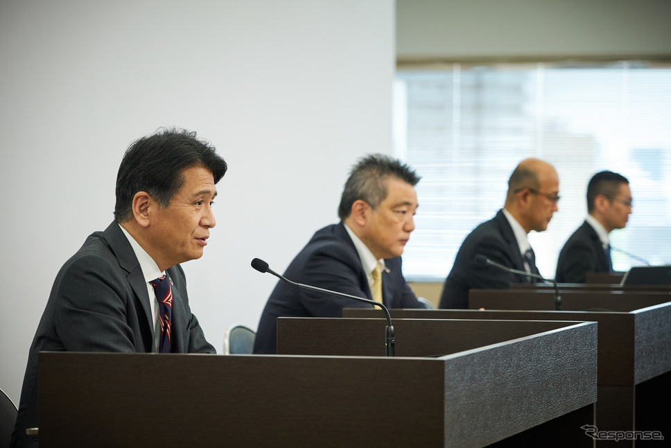 トヨタ自動車の2021年度決算会見の様子《写真提供 トヨタ自動車》