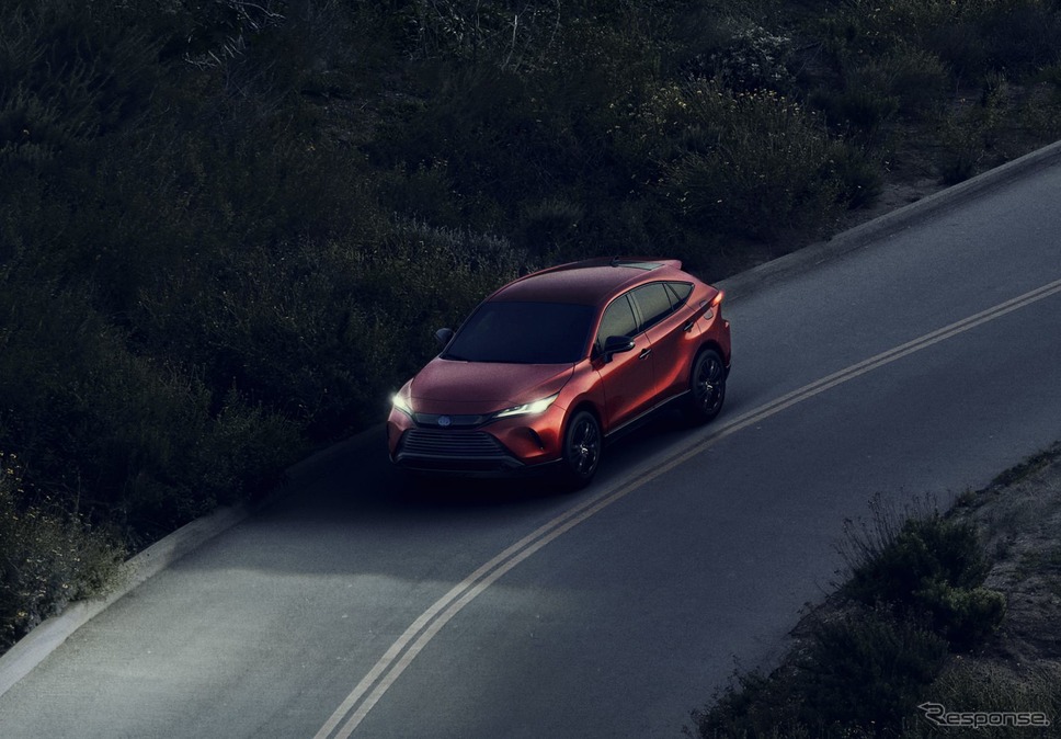 トヨタ・ヴェンザ( ハリアー に相当)の「ナイトシェード・エディション」《photo by Toyota》