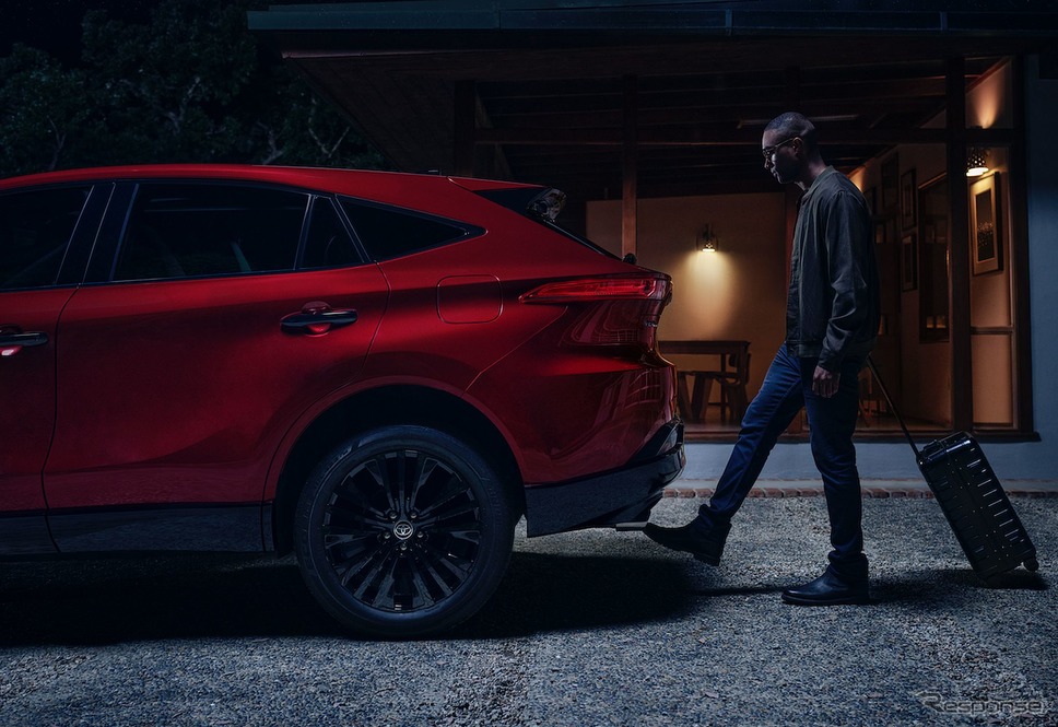 トヨタ・ヴェンザ( ハリアー に相当)の「ナイトシェード・エディション」《photo by Toyota》