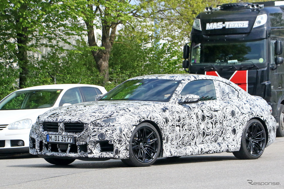 BMW M2クーペ 新型プロトタイプ(スクープ写真)《APOLLO NEWS SERVICE》