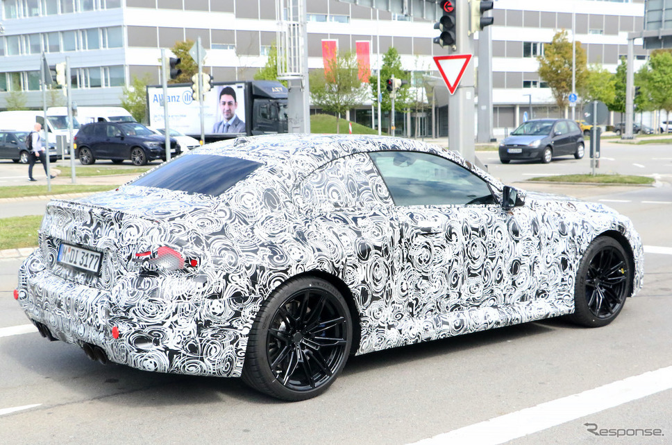 BMW M2クーペ 新型プロトタイプ(スクープ写真)《APOLLO NEWS SERVICE》