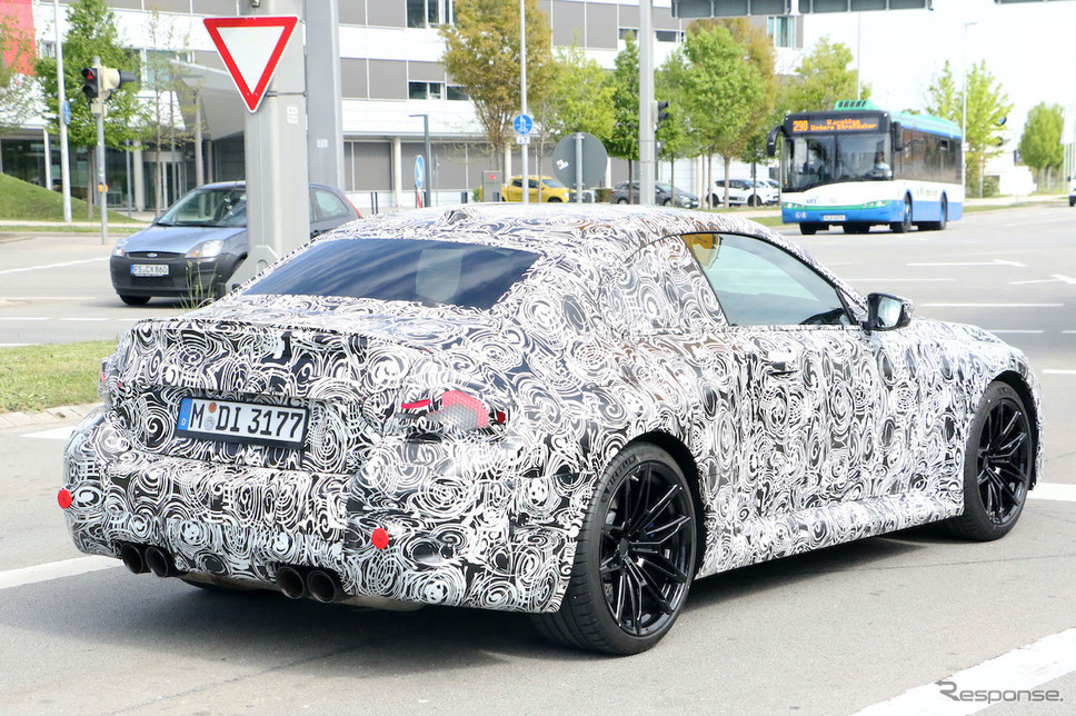 BMW M2クーペ 新型プロトタイプ(スクープ写真)《APOLLO NEWS SERVICE》