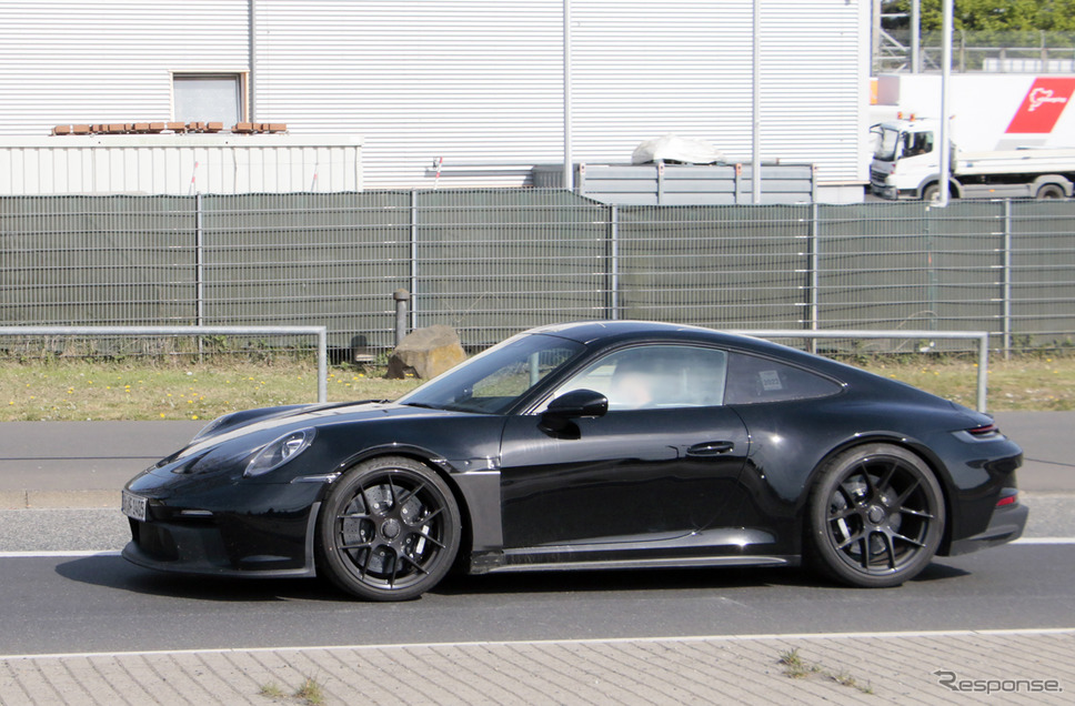 ポルシェ 911ST プロトタイプ(スクープ写真)《APOLLO NEWS SERVICE》