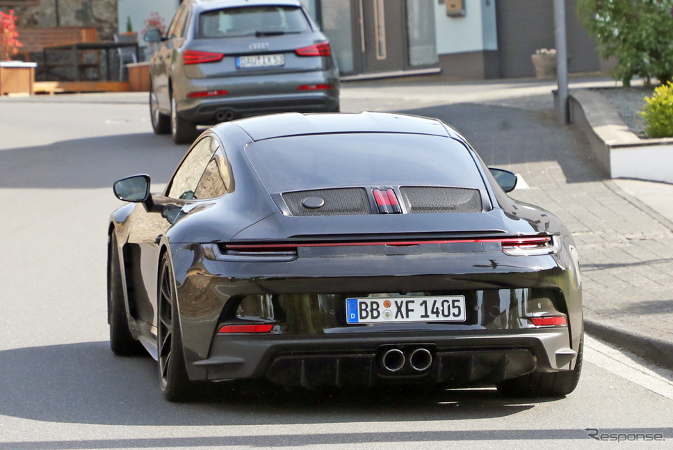 ポルシェ 911ST プロトタイプ(スクープ写真)《APOLLO NEWS SERVICE》