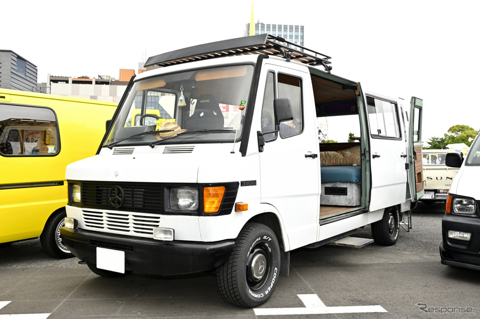 個性的な装いアメリカンワンボックスが面白い!…34th MOONEYES Street Car Nationals写真撮影:雪岡直樹