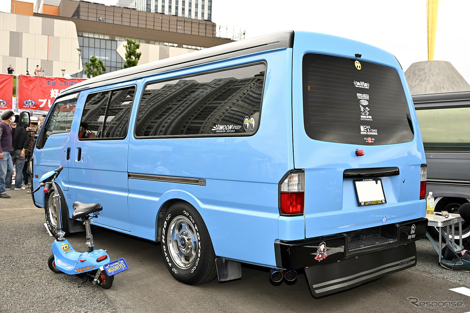 個性的な装いアメリカンワンボックスが面白い!…34th MOONEYES Street Car Nationals写真撮影:雪岡直樹
