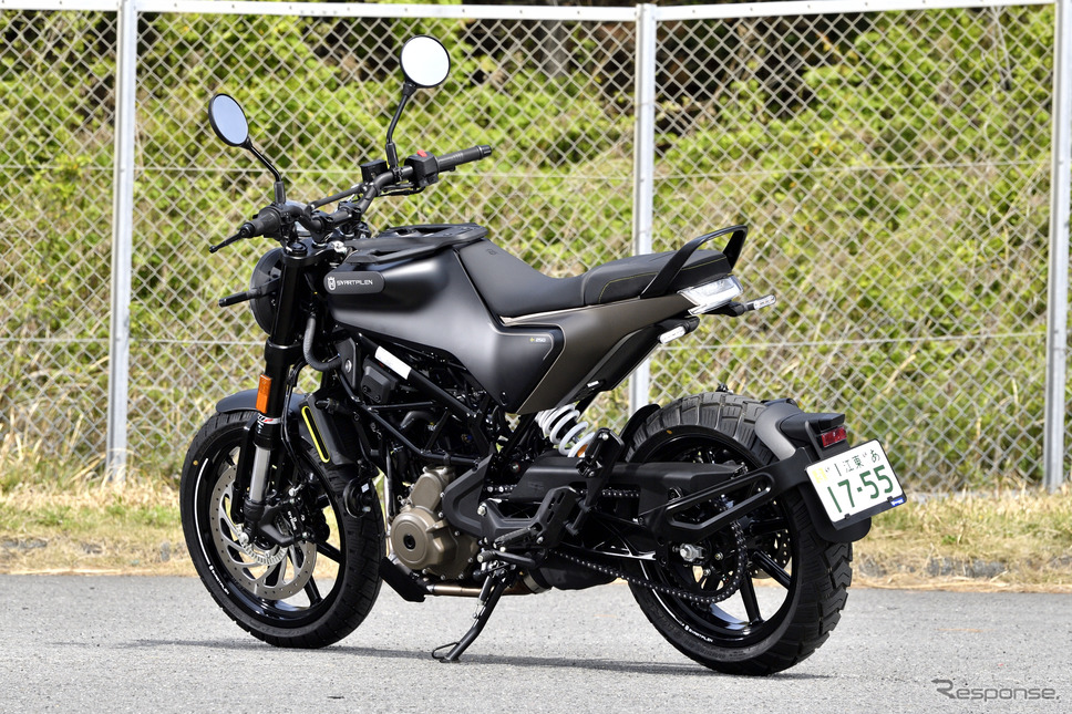 ハスクバーナ スヴァルトピレン250《写真撮影 雪岡直樹》