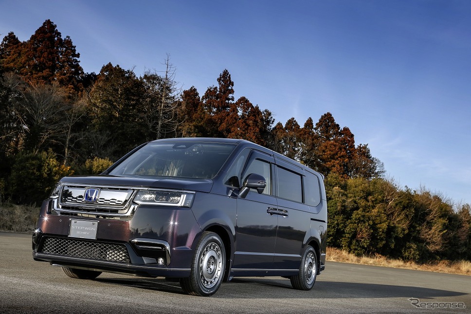 ステップワゴン スパーダ 純正アクセサリー装着車《写真提供 ホンダアクセス》