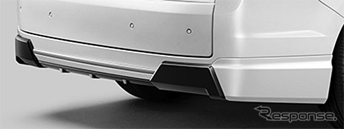 リアアンダースポイラー(標準装備マフラー同時装着車用)《写真提供 M-TEC》