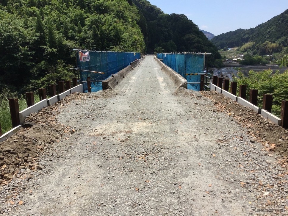 筑前岩屋〜宝珠山間栗木野橋りょう(めがね橋)(現在)《写真提供 九州旅客鉄道》