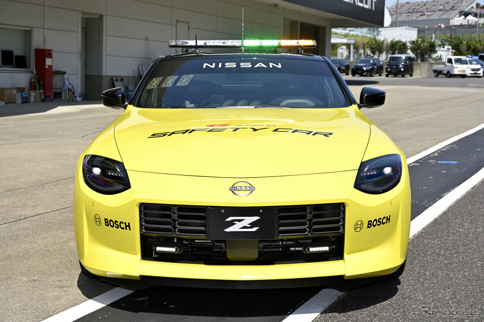 日産 Z(日本名:フェアレディZ)のセーフティーカー《写真撮影 雪岡直樹》