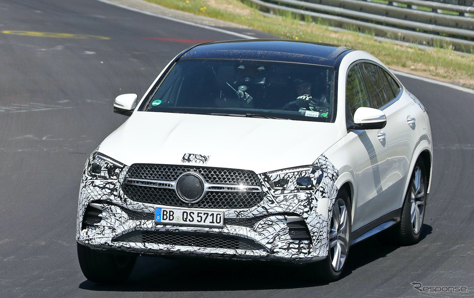 メルセデスベンツ GLE 改良新型プロトタイプ(スクープ写真)《APOLLO NEWS SERVICE》