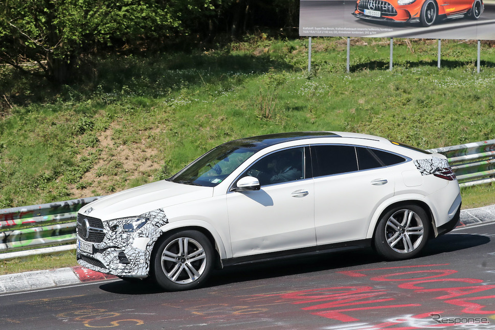 メルセデスベンツ GLE 改良新型プロトタイプ(スクープ写真)《APOLLO NEWS SERVICE》