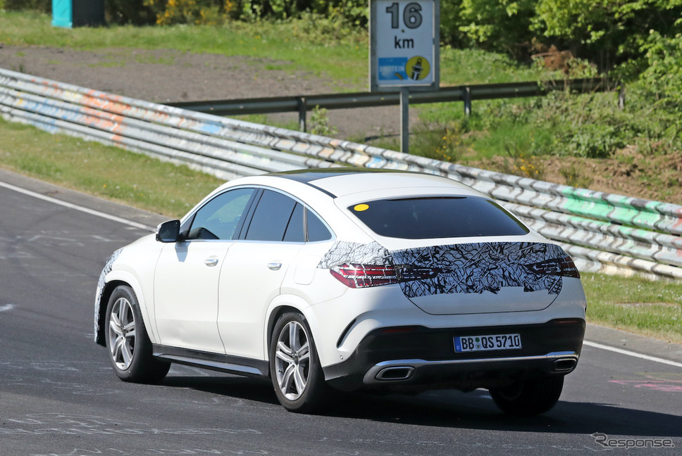 メルセデスベンツ GLE 改良新型プロトタイプ(スクープ写真)《APOLLO NEWS SERVICE》