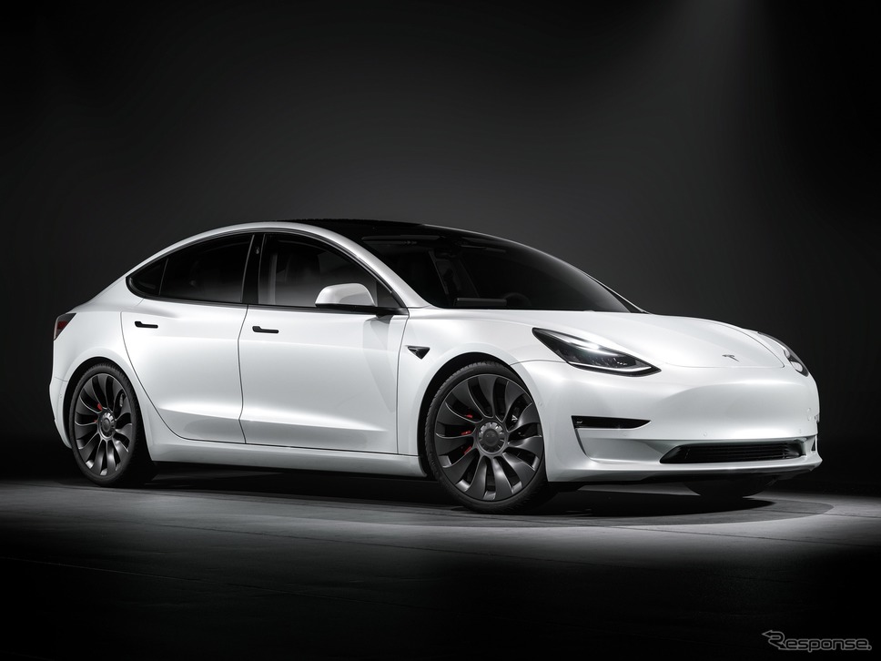 テスラ モデル3《photo by Tesla》