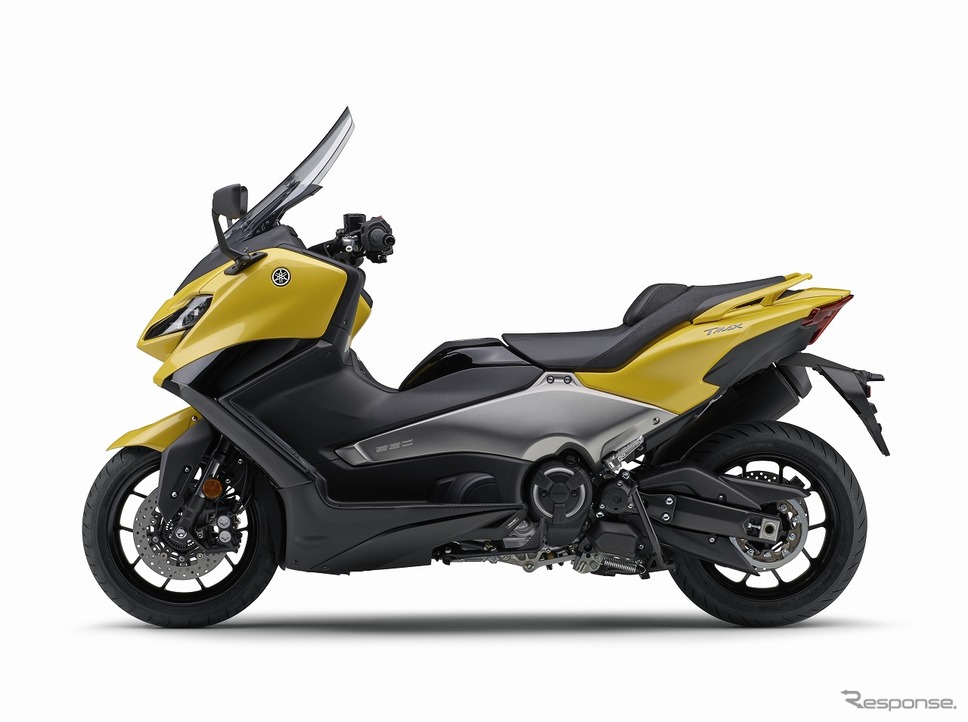 ヤマハ TMAX560 ABS（イエロー）《写真提供 ヤマハ発動機》