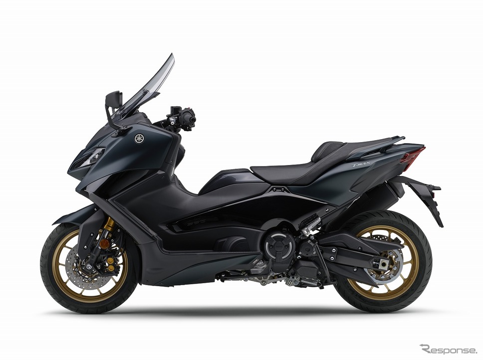 ヤマハ TMAX560 TECH MAX ABS（マットダークグリーン）《写真提供 ヤマハ発動機》