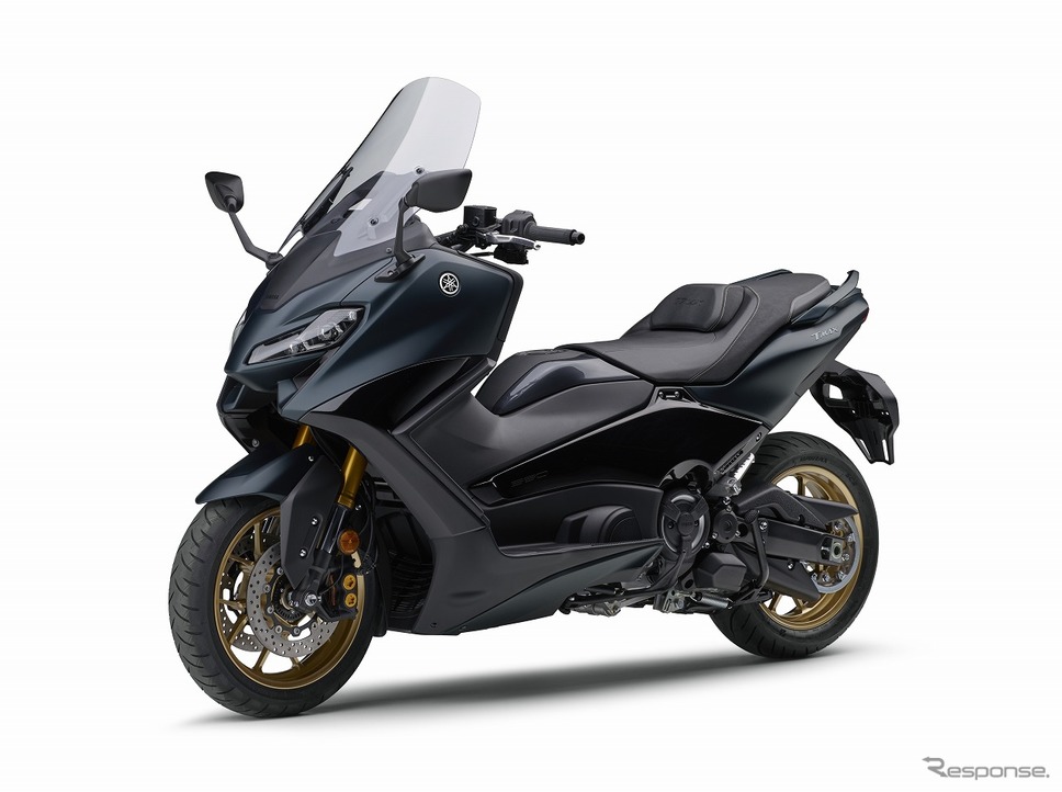 ヤマハ TMAX560 TECH MAX ABS（マットダークグリーン）《写真提供 ヤマハ発動機》