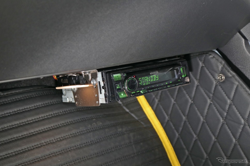 低音増強を最小限の加工で…メルセデスベンツAMG A35 後編［カーオーディオ ニューカマー］