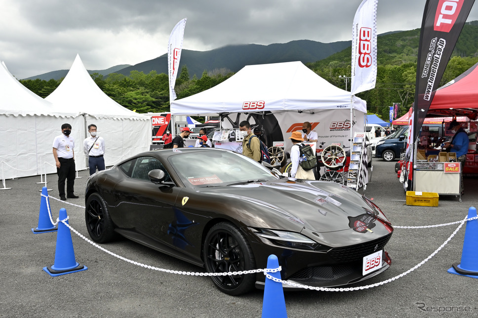 NAPAC加盟メーカーの展示《写真撮影 雪岡直樹》