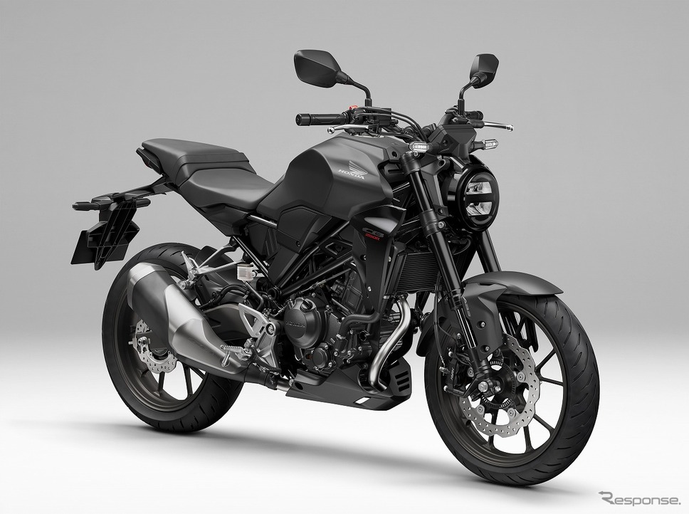 ホンダ CB250R(マットガンパウダーブラックメタリック)《写真提供 本田技研工業》