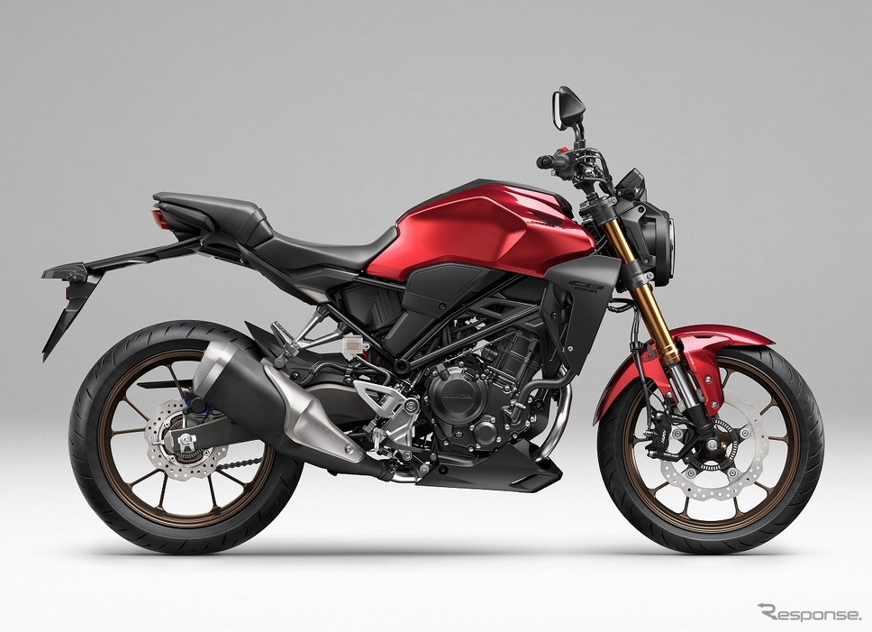 ホンダ CB250R(キャンディークロモスフィアレッド)《写真提供 本田技研工業》
