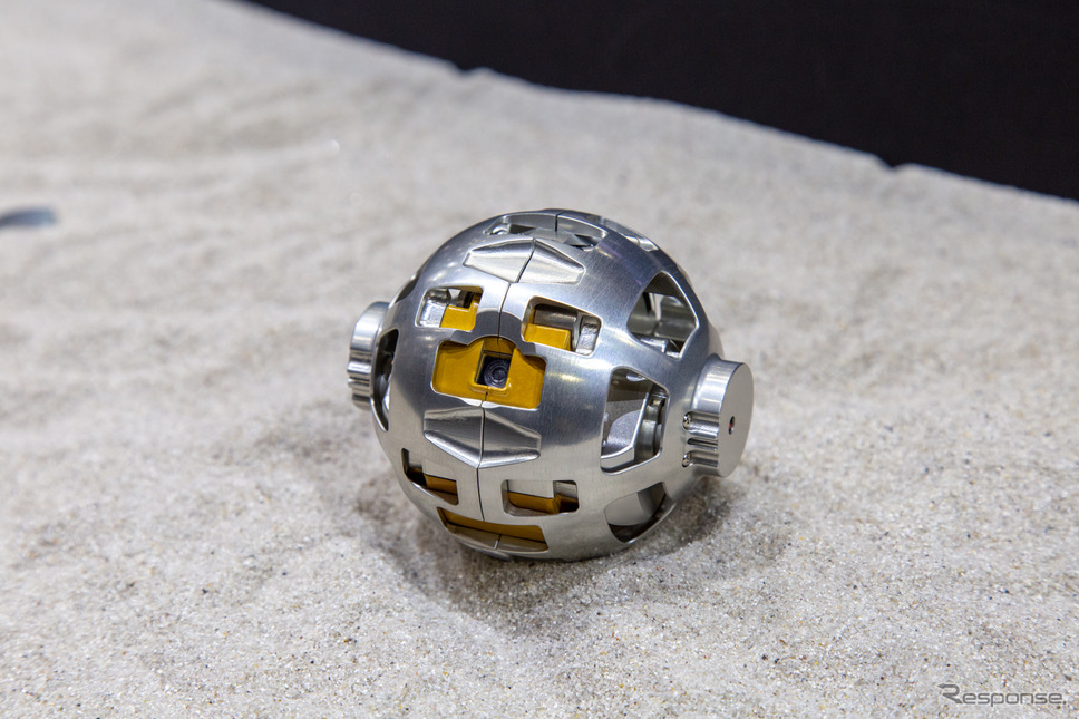 おもちゃ発の変形ロボットが月面探索!? 『SORA-Q』を一般公開
