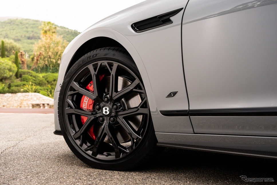 ベントレー・フライングスパー S 新型《photo by Bentley》