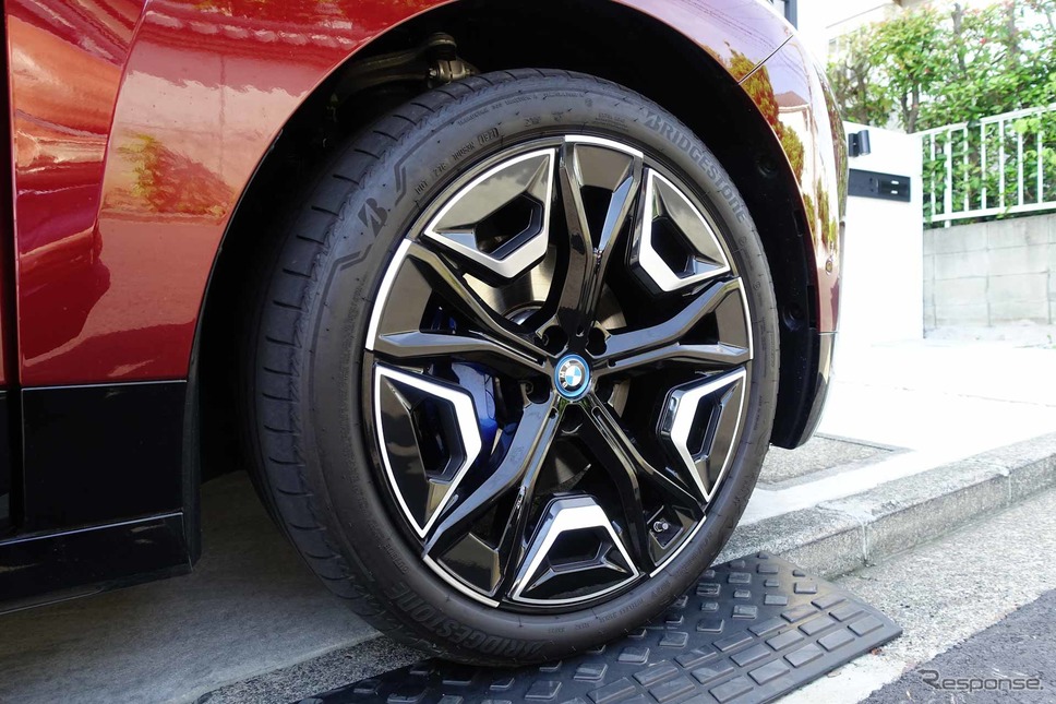 BMW iX xDrive50《写真撮影 中村孝仁》
