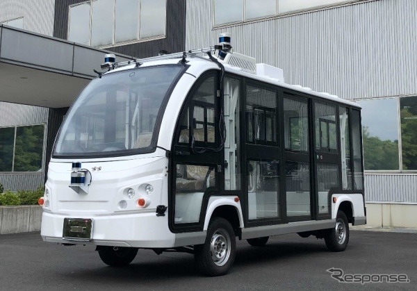 タジマ社製のGSM8(手動運転車両、10名乗り)をアイサンが自動運転対応車両に改造した試験車両《写真提供 アイサンテクノロジー》