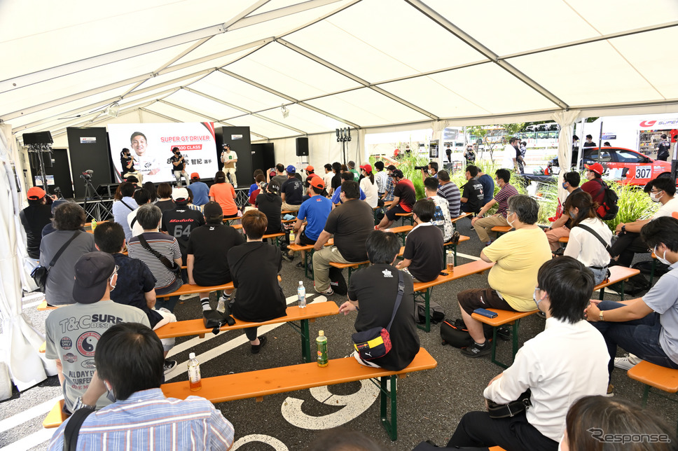 SUPER GT EXPERIENCE 〜サーキットへ行こう〜in A PIT AUTOBACS SHINNONOME《写真撮影 雪岡直樹》