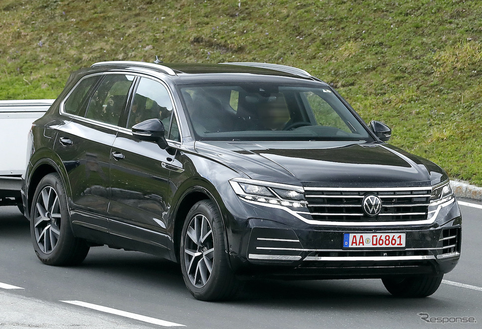 VW トゥアレグ 改良新型プロトタイプ(スクープ写真)《APOLLO NEWS SERVICE》