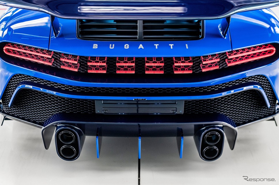 ブガッティ「チェントディエチ」《photo by Bugatti》