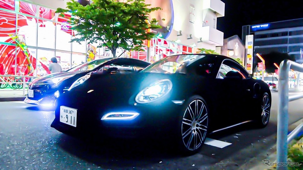 世界一黒い車(ポルシェ911)《写真提供 ピットワン》