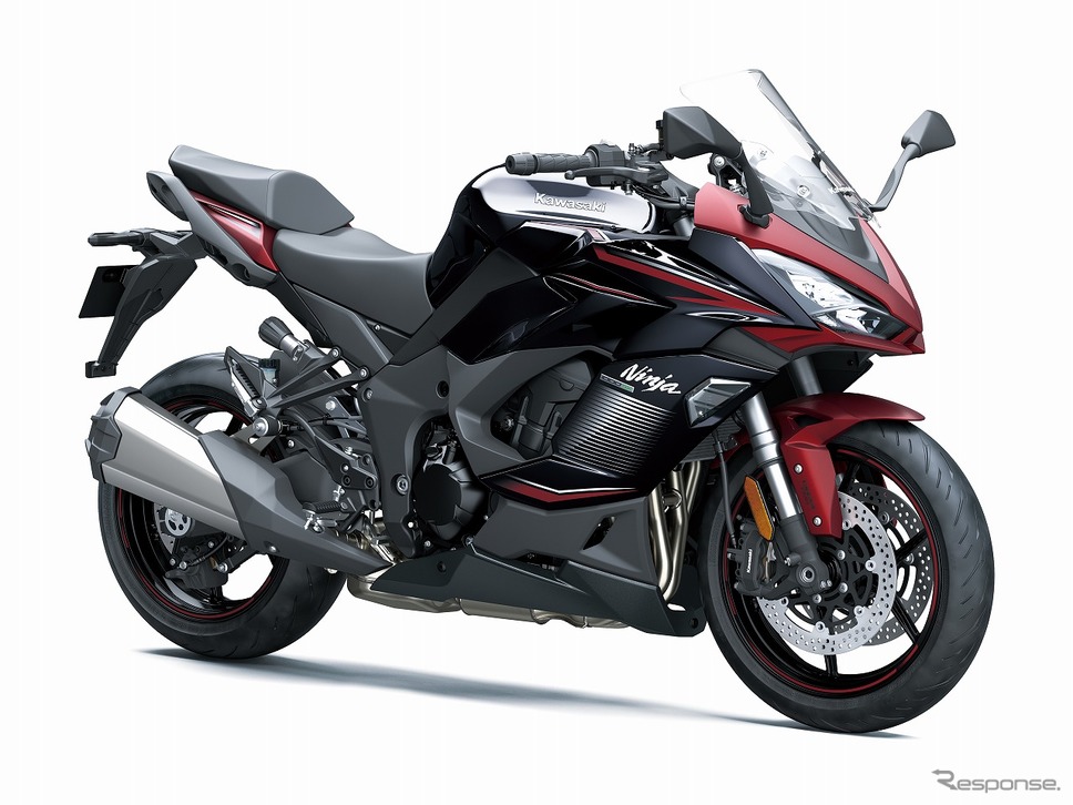 カワサキ Ninja 1000SX(メタリックマットソブリンレッド×メタリックディアブロブラック)《写真提供 カワサキモータースジャパン》