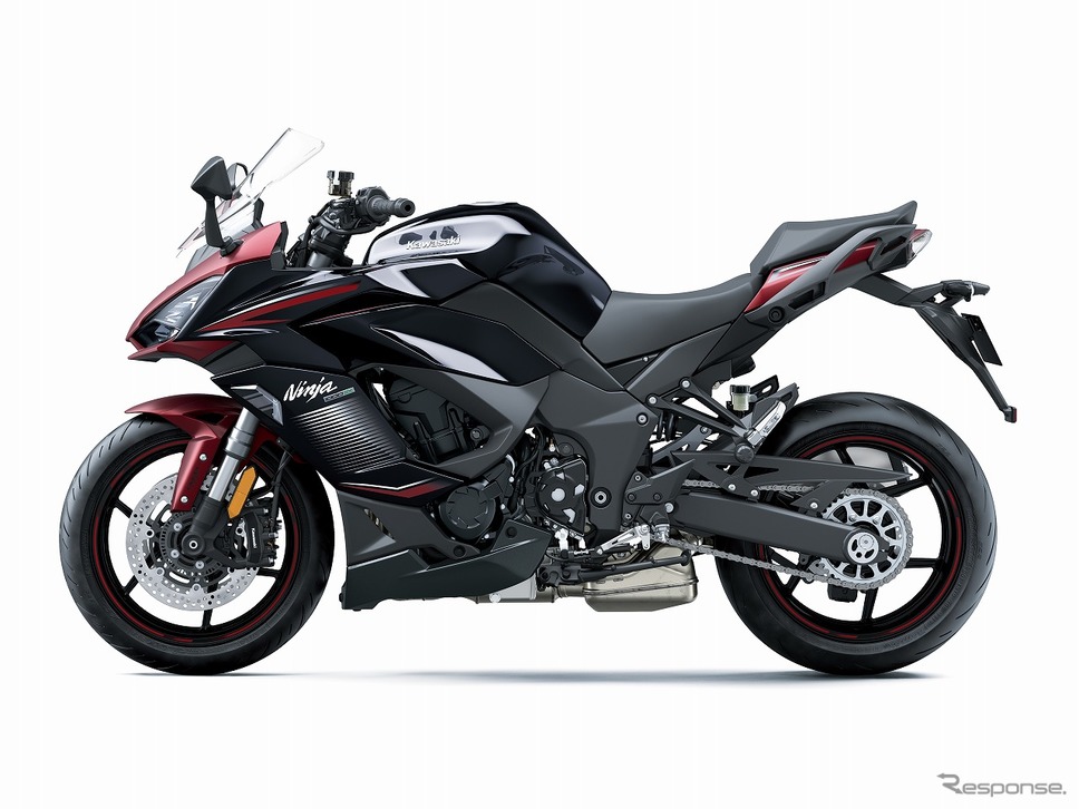 カワサキ Ninja 1000SX(メタリックマットソブリンレッド×メタリックディアブロブラック)《写真提供 カワサキモータースジャパン》